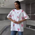 Love printed T-shirt, European and American street trend hand-painted love printed short sleeved T-shirt