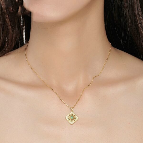 Natural Emerald 14K Gold Women's Pendant - Image 2